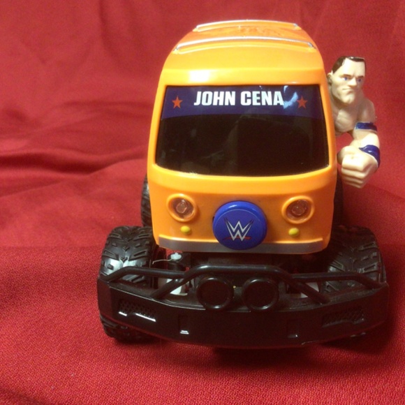 JOHN CENA toy 4 x 4 - Picture 3 of 4
